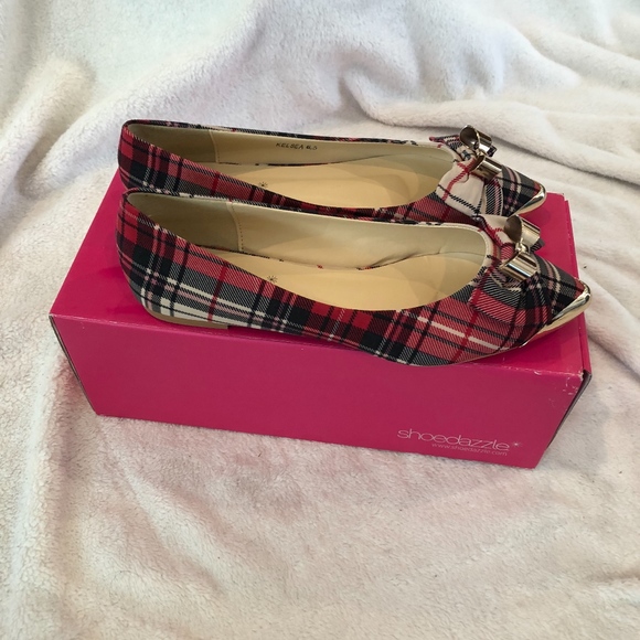 BRAND NEW Plaid Shoedazzle Flats - Picture 6 of 7